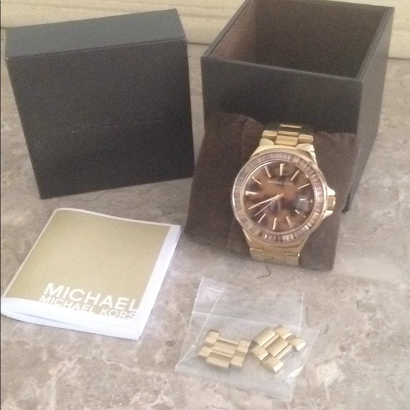 Michael Kors Accessories - Michael Kors Gold watch